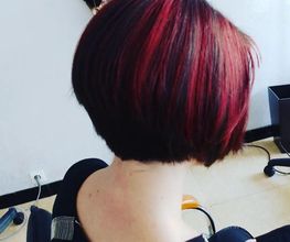 Nadine Coiffure image 18
