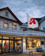 Aussenansicht der Löwen-Apotheke