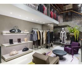 LOEWE Montenapoleone immagine 4