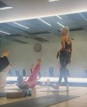 ARTHA Yoga and Wellness Sanctuary - Studio City image 10