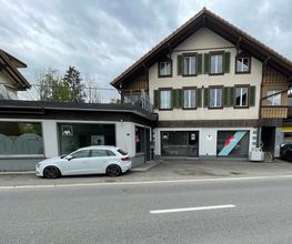 AXA, Geschäftsstelle Wattenwil Bild 2