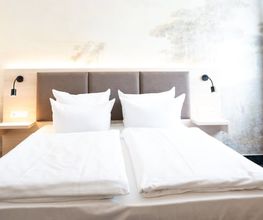 exo_individual_hotel_lampertheim_by_superfly_hotels_room
