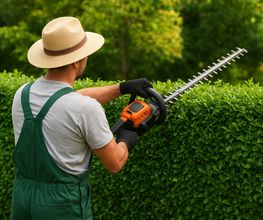 gartenarbeit_Hecke.png