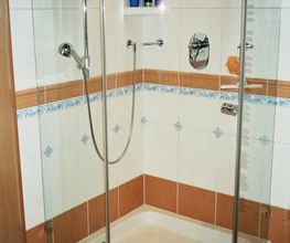 Dusche frontal.JPG
