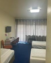 Hotel am Flughafen Bild 3