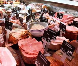 Frischeabteilung EDEKA Markt Petermann in Korb