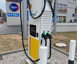 Shell Recharge Charging Station Bild 3