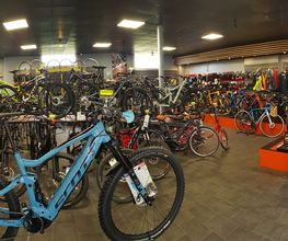 Velo Pro Shop image 7