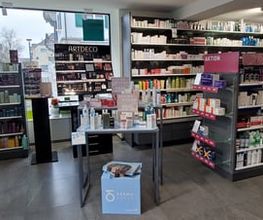 innenraum-amavita-apotheke-affoltern-a-a