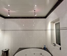 Hoogglans badkamer