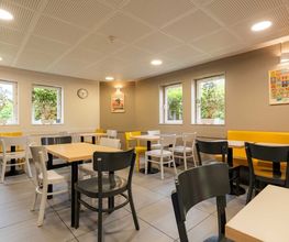 B&B HOTEL Calais Centre Saint-Pierre image 10
