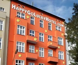 HappyGoLucky Hotel + Hostel Bild 2