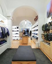 Carhartt WIP Store Barcelona Gothic Quarter imagen 3