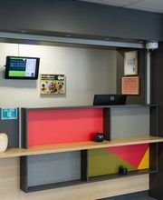 B&B HOTEL Saint-Quentin image 9