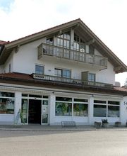 Aussenansicht der Sonnen-Apotheke