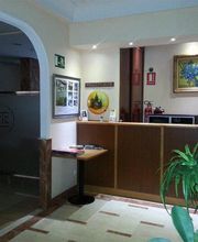 apartahotel-fc-catedral-recepcion-02.jpg