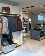 Jules Troyes-Rue Emile Zola image 3