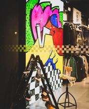 VANS Store Bilbao imagen 1