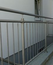 Gelaender Kellerabgang Edelstahl