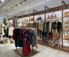 GUESS immagine 5