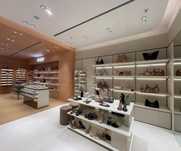 GUESS immagine 4