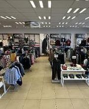 AWG Mode Center Bernsdorf Bild 3