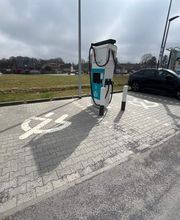 Shell Recharge Charging Station Bild 3