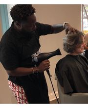 MOXee Salon & Spa image 3