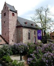 Außenansicht der Evangelischen Kirche Darmstadt-Wixhausen