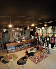 Overdrive Guitar Store image 2