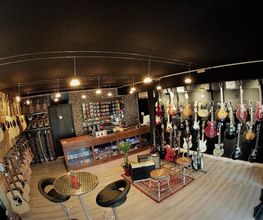 Overdrive Guitar Store image 2