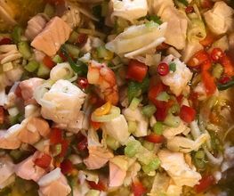 Chevice aus 5 Fischsorten mit vielen Vitaminen. Leicht scharf. Schärfegrad kann individuell bestellt werden.