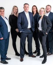 Teamfoto - AXA Versicherungsbüro Markus Schwetlick e.K. - Kfz Versicherung in  Mainburg