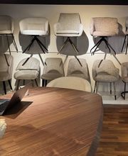 Möbel Kissling AG - Original Englische Chesterfield Sofas und Möbel in Olten Bild 5