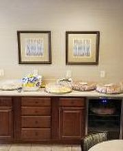Daniels Family Funeral Home & Crematory image 14