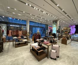 GUESS imagen 4