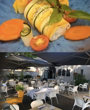 LA SALLE A MANGER image 10