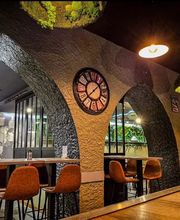 Brasserie les Arcades image 3