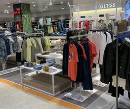 GUESS imagen 2