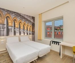 B&B HOTEL Milano Central Station immagine 5