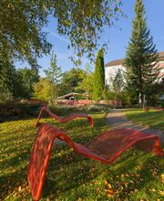 CURATA Maierhöfen Haus Iberg Sozialpsychiatrie, großzügiger Garten und Außenbereich
