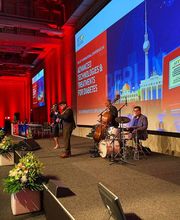 Jazzband Berlin STAND-ARTS Bild 1