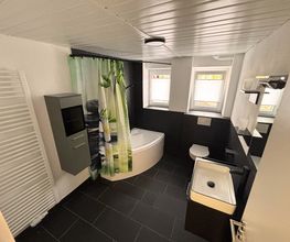 Bad Apartment-104.jpg