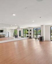 Solay Carnes Crossroads Apartments image 20