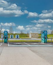 EVzen Station de recharge E.Leclerc zone commerciale La Belle Idée Romilly-sur-Seine