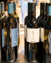 YNOS Kitchen Bar Bild 3