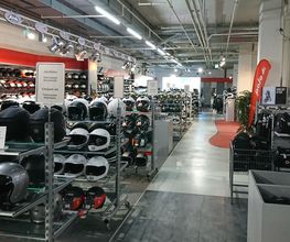 POLO Motorrad Store Bern Bild 8