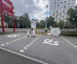 Shell Recharge Charging Station Bild 3