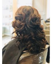 MOXee Salon & Spa image 2