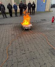 Erste-Hilfe, Brandschutzhelfer, Ausbildung, Beratung, Notfalltraining, Bildung und Betreuung Bild 11